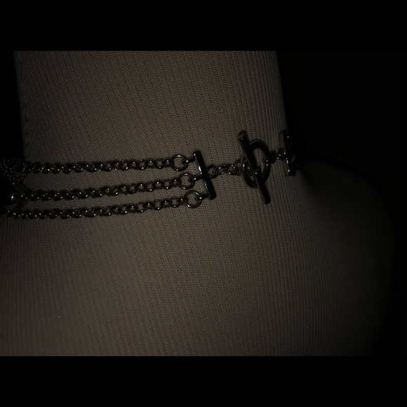 Nwot silver tone three strand necklace - Picture 4 of 5